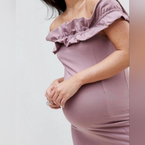 ✨️Host Pick✨️ ASOS maternity cocktail dress / off-shoulder ruffles / size L (14) - Picture 3 of 5